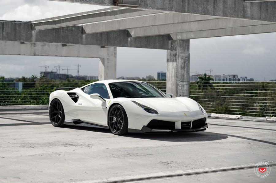  Ferrari 488 GTB on Vossen Wheels (S21-01) 2019 года  (фото 1 из 52)